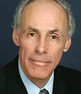 M. Donald Cyr, directeur général de la Société de développement économique de la Colombie-Britannique (SDE)  