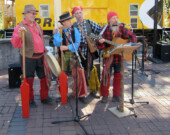 Joanne Plourde et la troupe Voyageurs et Cie | Photo par Joanne Plourde