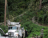 Un poteau de BC Hydro endommagé pendant l’orage. | Photo par Reva G  
