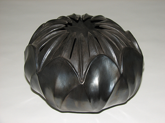 Laura Wee Láy Láq’s work is handbuilt, burnished and finished without glaze.| Photo courtesy of Laura Wee Láy Láq.   