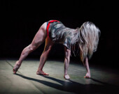 La danseuse Nicola Leahey. | Photo par Hichem Dahes  