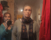 Autoproduit par Isabelle Broué, Lutine est une autofiction sur le métier de cinéaste et sur les amours pluriels. | Photo de Lutine & Cie  