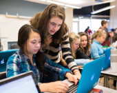 Les nouveaux programmes scolaires semblent répondre aux évolutions récentes de la société canadienne. | Photo de Conseil scolaire francophone de la Colombie-Britannique  