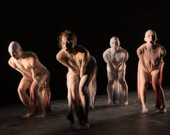 Le spectacle Embryotrophic Cavatina sera visible pour quatre représentations les 20, 23, 26 et 29 septembre au Roundhouse Community Arts & Recreation Centre. | Photo par Chris Randle  