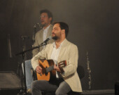 Antonio Zambujo, chanteur, guitariste et compositeur de musique fado. | Photo par Jose Goncalves  