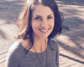 Rachel Eni, registered
traditional medicine practitioner
and acupuncturist. | Photo courtesey of Coastal Roots Health  
