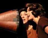 Reprise contemporaine des chansons des Cackle Sisters Circa 1930. | Photo par Charles-Frederick Ouellet  