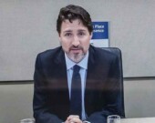 Son côté chérubin et son air poupon maintenant disparus, Justin Trudeau compte sur ce nouvel emballage esthétique pour affirmer son autorité sévèrement entamée. | Photo de la Province de la Colombie-Britannique  