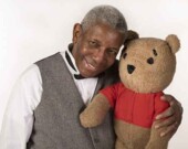 Music and puppetry bring classic tale to life. | Photo courtesy of Carousel Theatre  