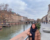 L’étudiante Victoria Chua à Strasbourg en France. | Photo de l’Université Simon Fraser  