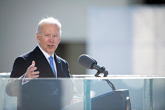 Pensez-vous que Joe Biden puisse dormir tranquille dans ses nouveaux locaux ? | Photo de Chairman of the Joint Chiefs of Staff  