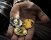 « J’avoue tout ignorer du bitcoin. Je ne sais pas ce que c’est, je ne sais pas comment ça marche, je ne sais pas à quoi ça sert et surtout je ne sais pas où l’on s’en va avec cette cryptomonnaie. » | Photo par Worldsprectrum  