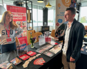 Depuis près de vingt ans, le BAFF a su appuyer les étudiants désireux de poursuivre leurs études en français à SFU. (Crédit : Marc Béliveau)  