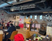 Le directeur Gino LeBlanc ouvre les discours pour célébrer les 20 ans du Baff. 
 | Crédit: Suzanne Leenhardt  