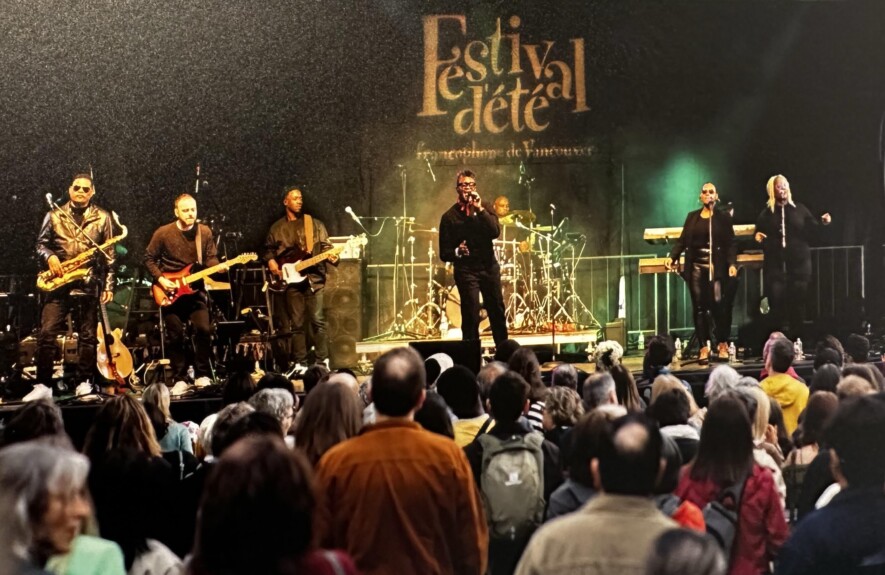 Le chanteur québécois Corneille au Festival d'été francophone de Vancouver en 2023 | Gaëtan Nerincx  