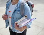 Malgré des vécus différents, les mamans interrogées aspirent au même but : offrir à leurs enfants un environnement propice à l’apprentissage et à la réussite | Unsplash, Element5 Digital  