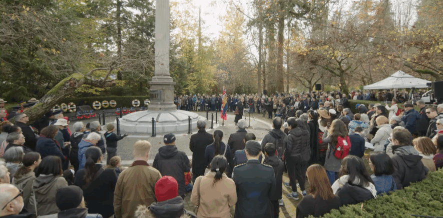 Monument commémoratif de guerre des Canadiens d’origine japonaise à Vancouver, le jour du Souvenir | courtoisie  