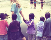 Le « volontourisme » ou tourisme humanitaire continue d’avoir le vent dans les voiles. | Photo de Q Camera Productions  