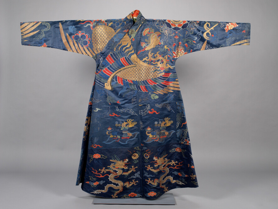 Go chen chuba (official robe), maker unrecorded, Tibet, c. 1650. Photo by Rebecca
Pasch. MOA Collection 1022/3. Yapshi-Yuthok Kalon Tashi Dhondup Collection.   