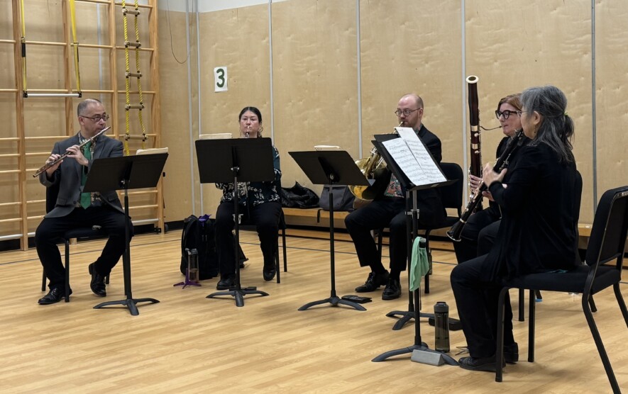 Le quintette à vent du Kamloops Symphony Orchestra en concert à l’école Collines-d’or à Kamloops en novembre 2025 | L’Association francophone de Kamloops
  