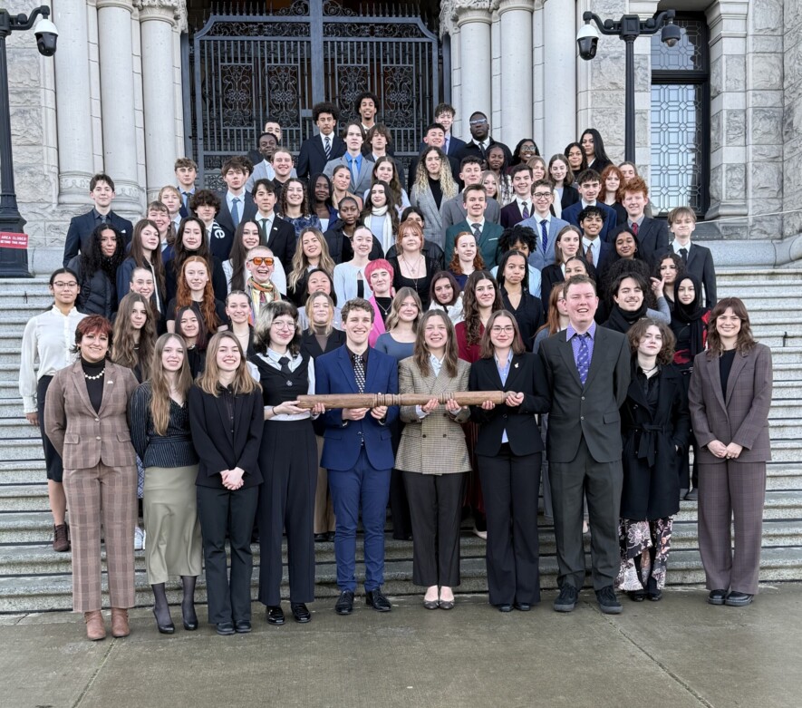 Les participants âgés de 14 à 25 ans du Parlement jeunesse francophone de la Colombie-Britannique se sont réunis à Victoria du 22 au 25 janvier | Conseil jeunesse francophone de la Colombie-Britannique
  