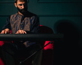 Performer from OSTād’s – An Indo-Western Instrumental Music Experience. | Photo courtesy of RAGA Echoes.  