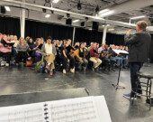 Open rehearsal, led by Leslie Dala. &mdash; Photo by Jeffrey Ryan
