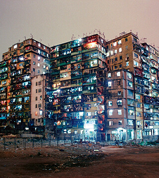 Greg Girard, Kowloon Walled City, from SE Corner, Hong Kong, 1987. | Photo courtesy of the artist and Monte Clark Gallery, Vancouver.  
