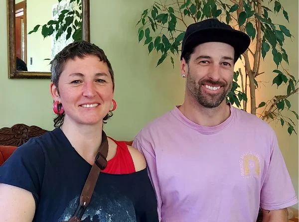 Véronique Trudel (à gauche) et Louis Fortier (à droite) ont collaboré pour créer le Bottin | Aurélie Lavoie  