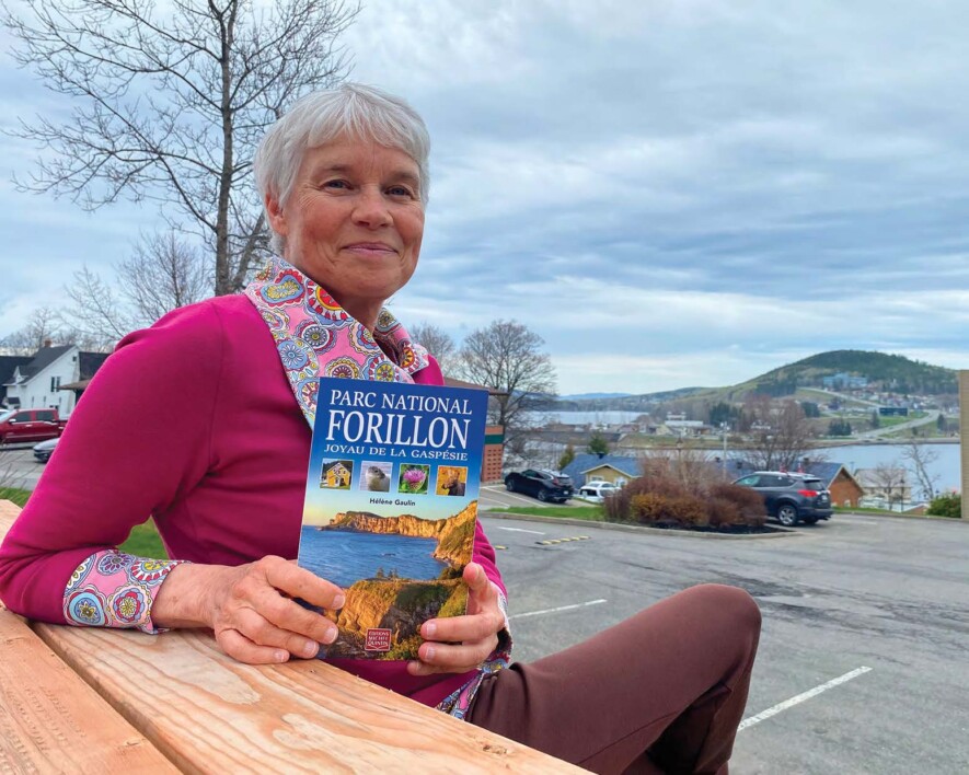 Parc national Forillon — Joyau de la Gaspésie est le seul ouvrage au pays entièrement consacré à un parc, qu’il soit régional, provincial ou fédéral.  